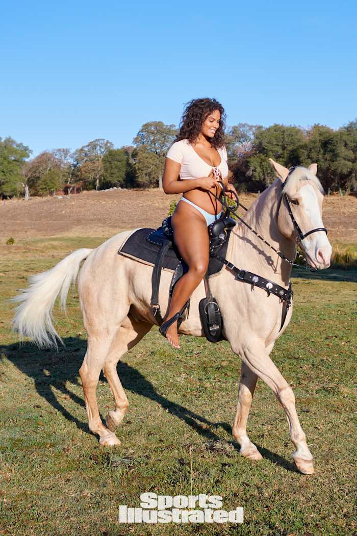 X163463_TK3_00037WMweb